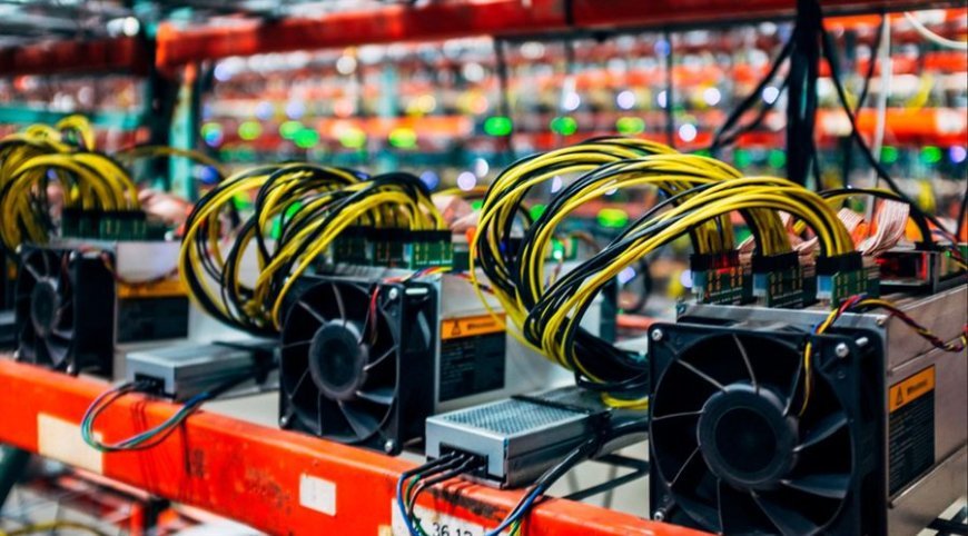 Bitcoin Miner Marathon Shares Drop 8%: Faces Revenue and EBITDA Challenges