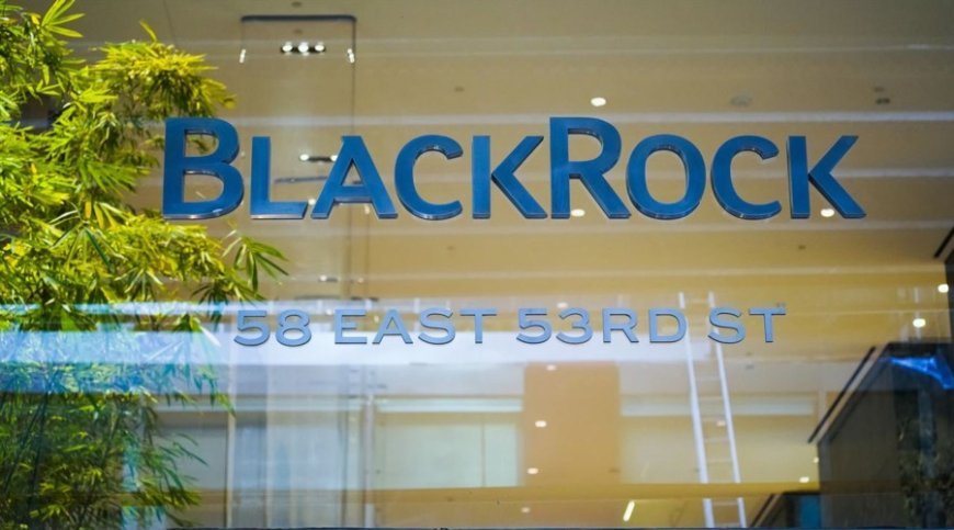 Bitcoin Soars to $105K as BlackRock Recommends 2% Portfolio Allocation